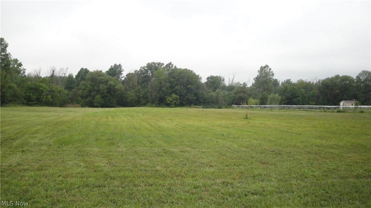 Friendsville - Photo 1