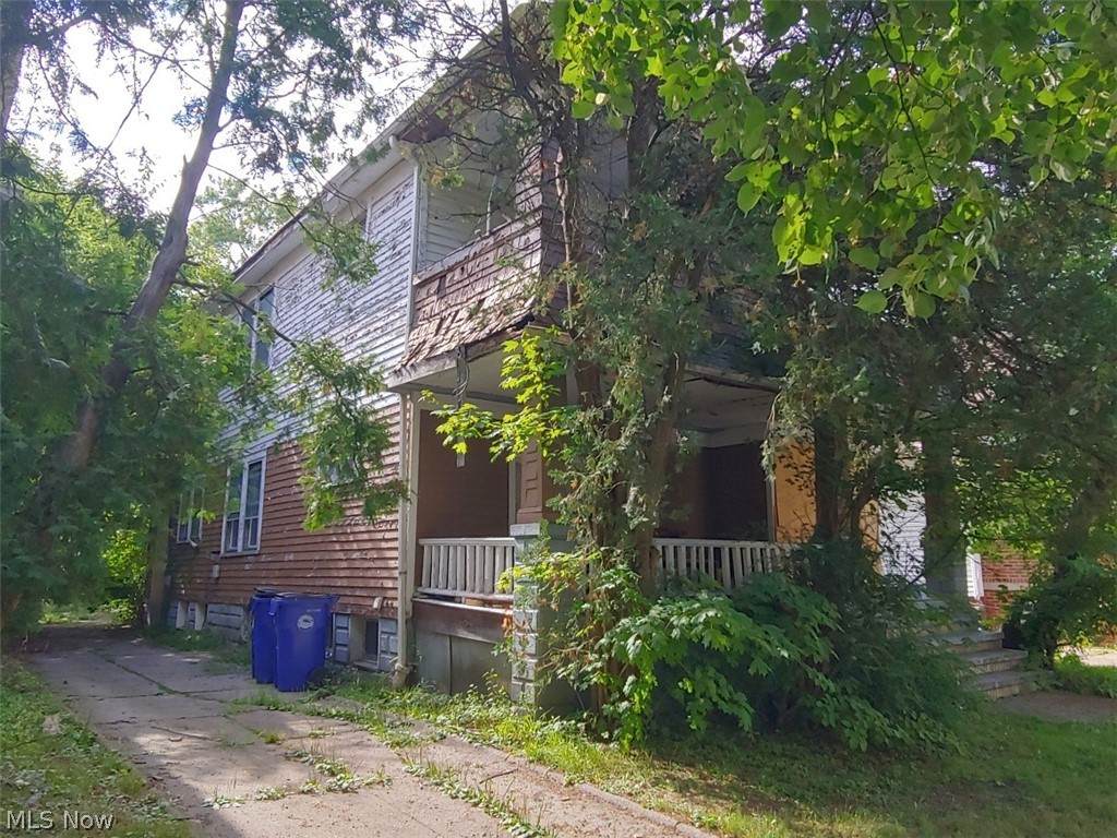 4120 139th Street - Photo 1