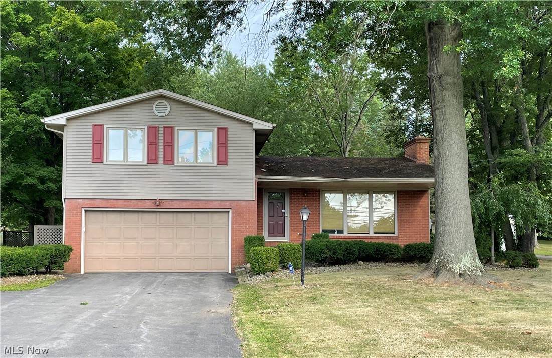1425 Niles Cortland Road - Photo 1