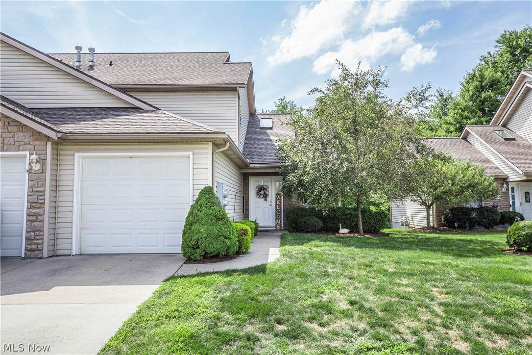 4614 Creekside Drive - Photo 1