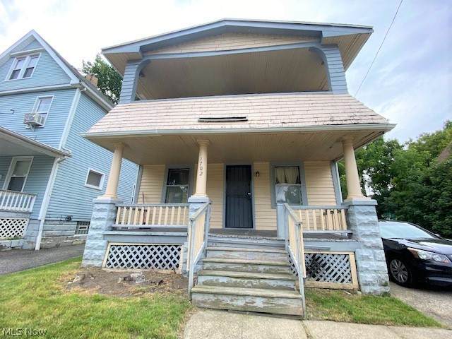 11702 Honeydale Avenue - Photo 1