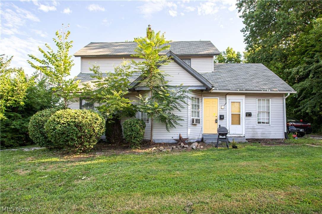 607 Allyn Street - Photo 1