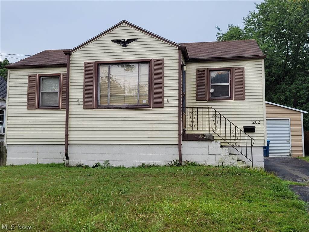 202 Elm Street - Photo 1