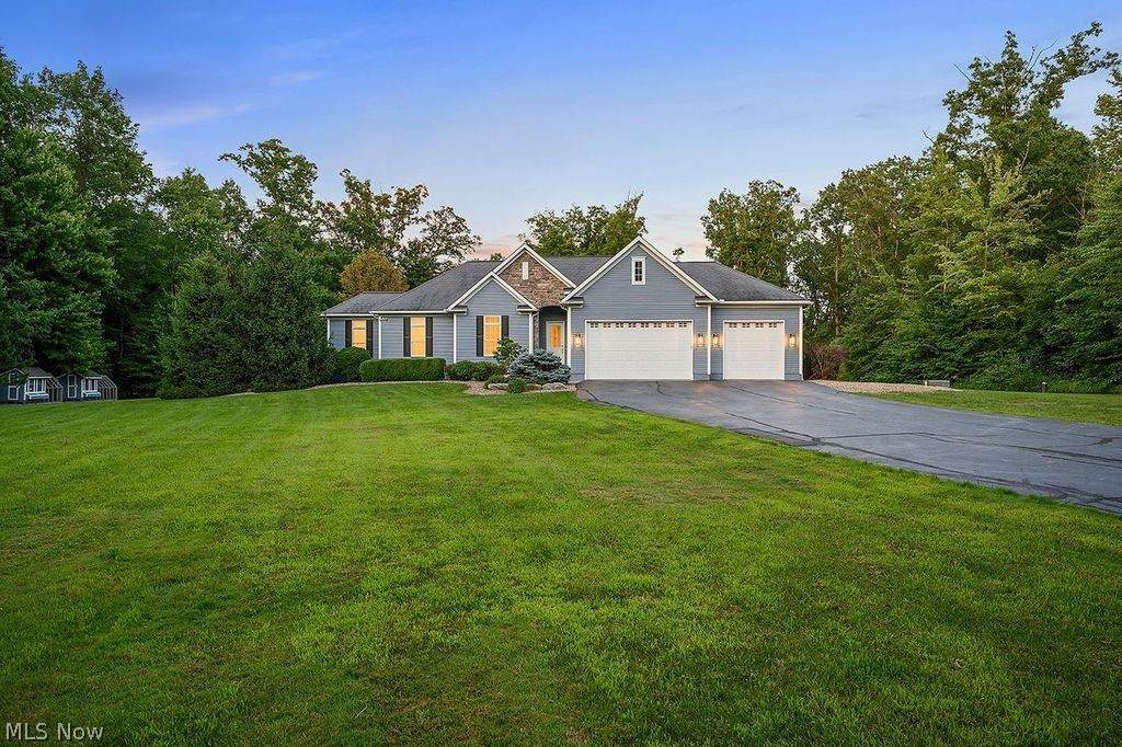 2235 Mahoning Road - Photo 1