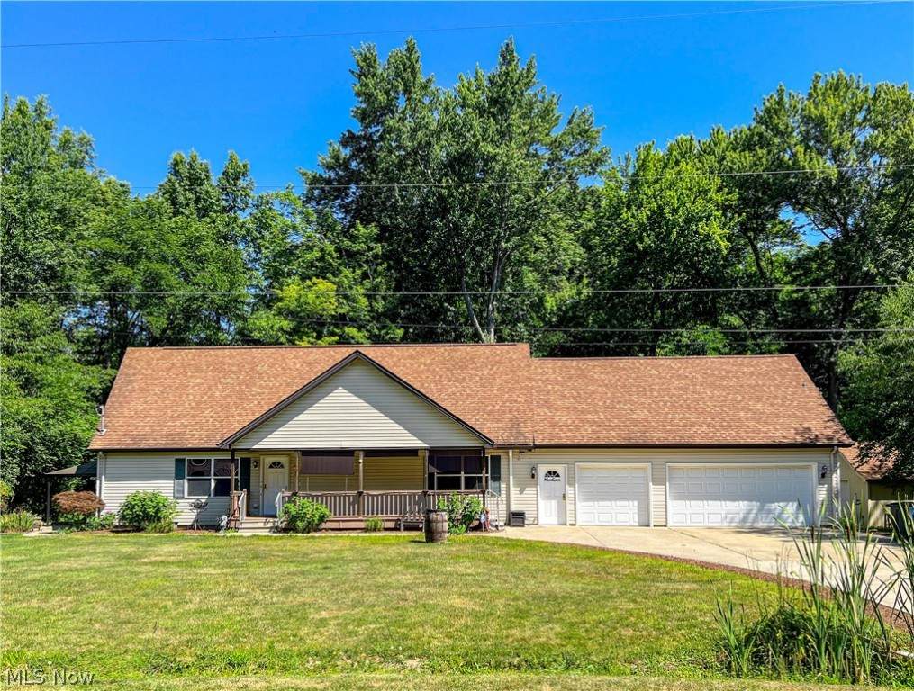 3265 Reeves Road - Photo 1