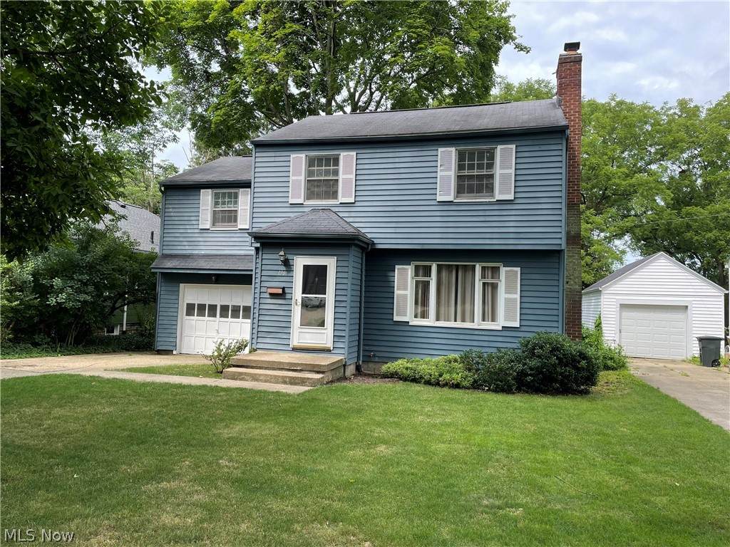 196 Melbourne Avenue - Photo 1