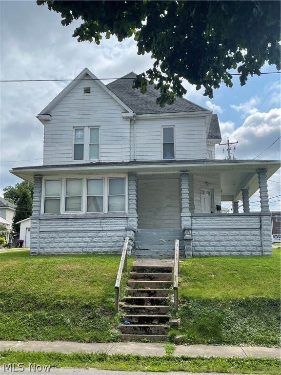 220 6th Street - Photo 1