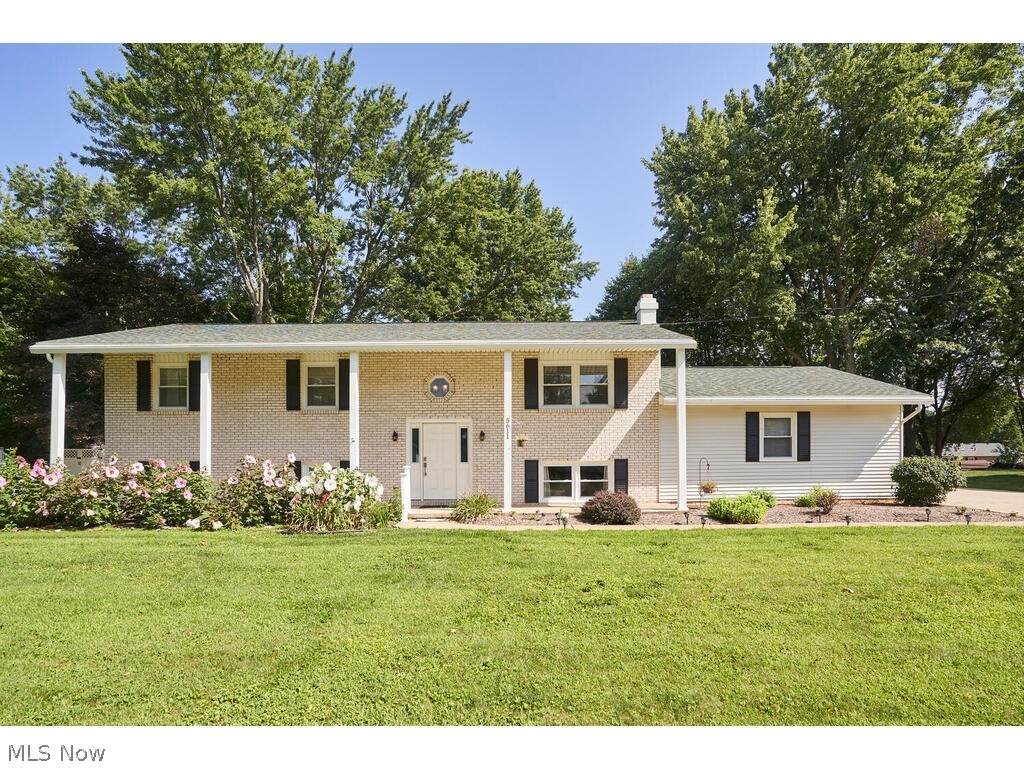 5611 Comanche Street - Photo 1