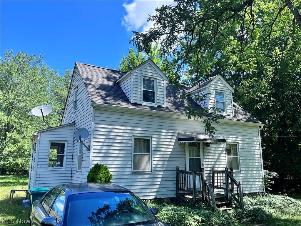 26294 Pettibone Road - Photo 1