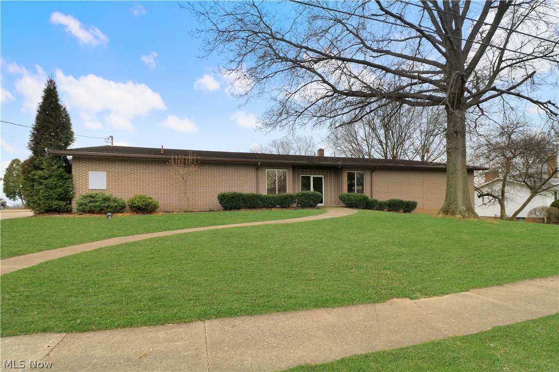 1720 Paradise Road - Photo 1