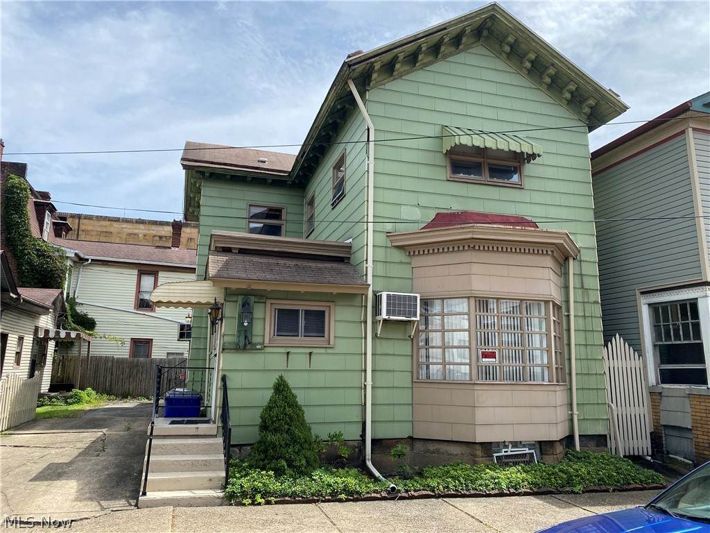 516 Jackson Street - Photo 1