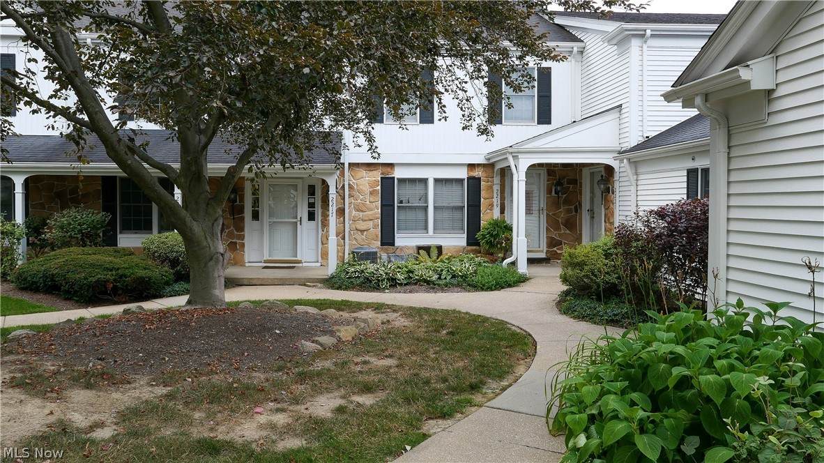 2217 Fairway Boulevard - Photo 1