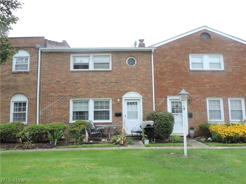 24534 Clareshire Drive - Photo 1