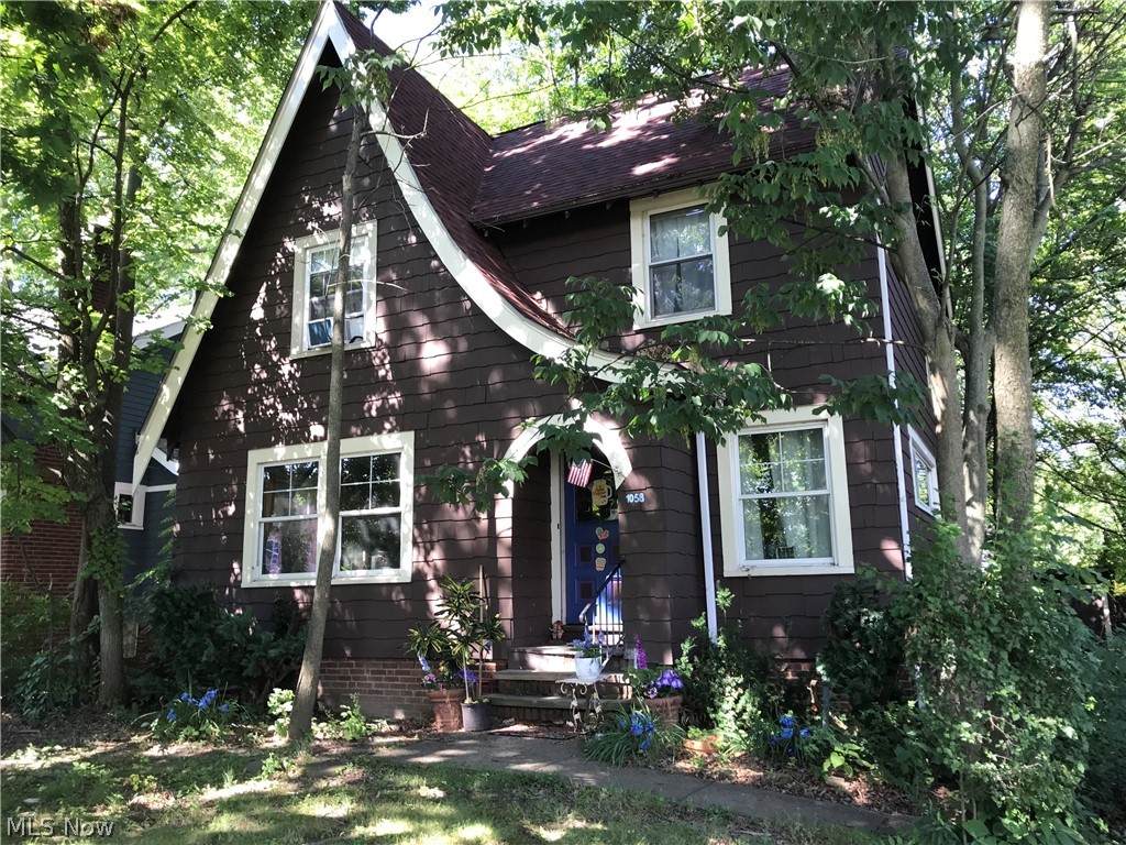 1058 Yellowstone Road - Photo 1