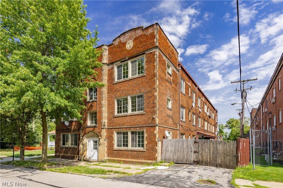 1369 112th Street - Photo 1