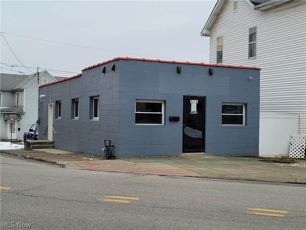 1401 St Marys Avenue - Photo 1