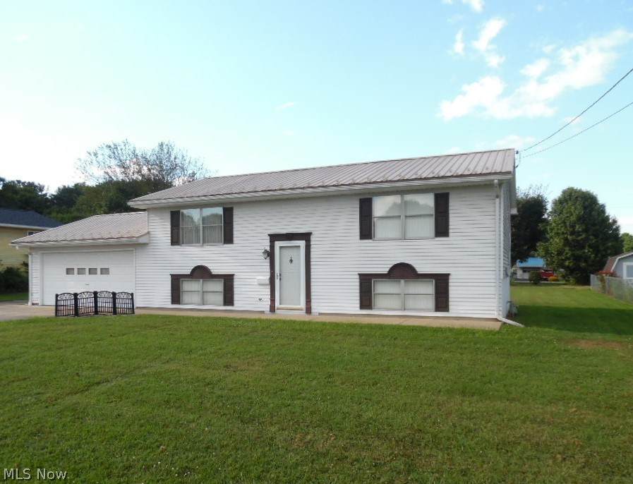 112 Westchester Dr - Photo 1