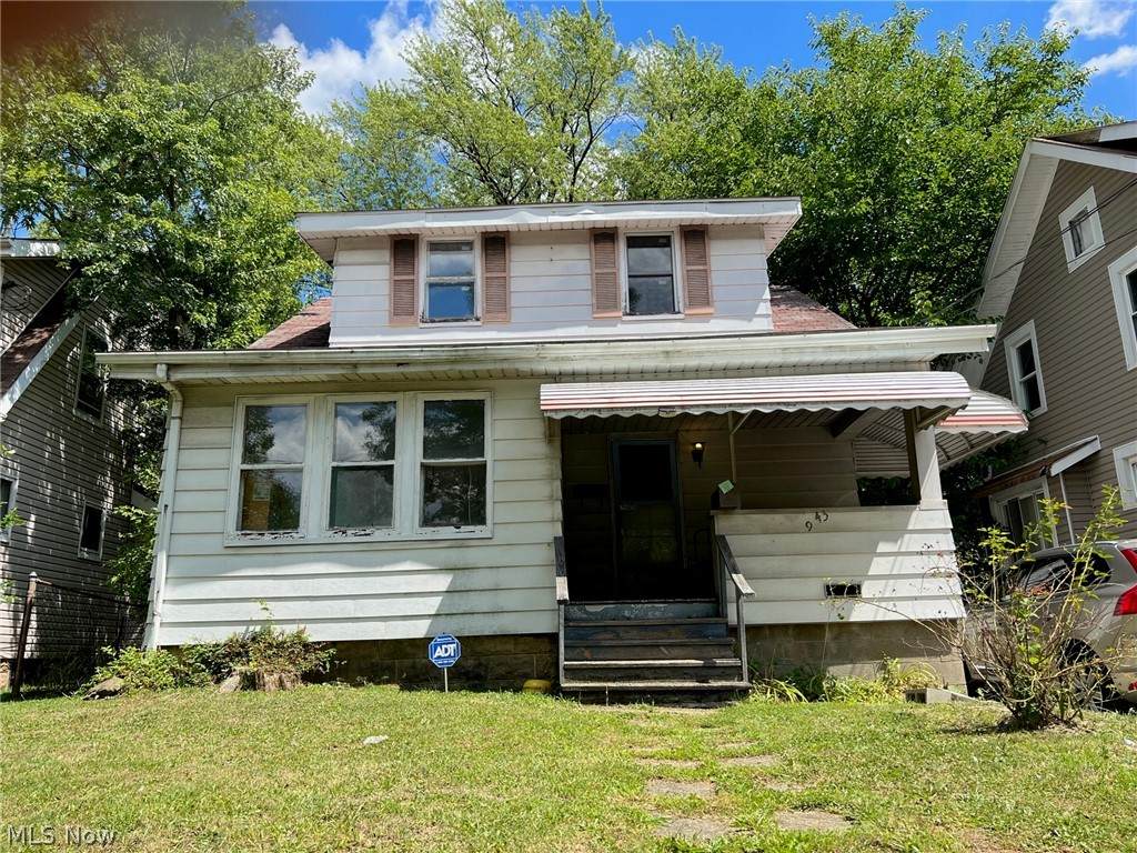645 Inman Street - Photo 1