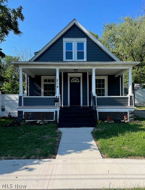 214 25th Street - Photo 1