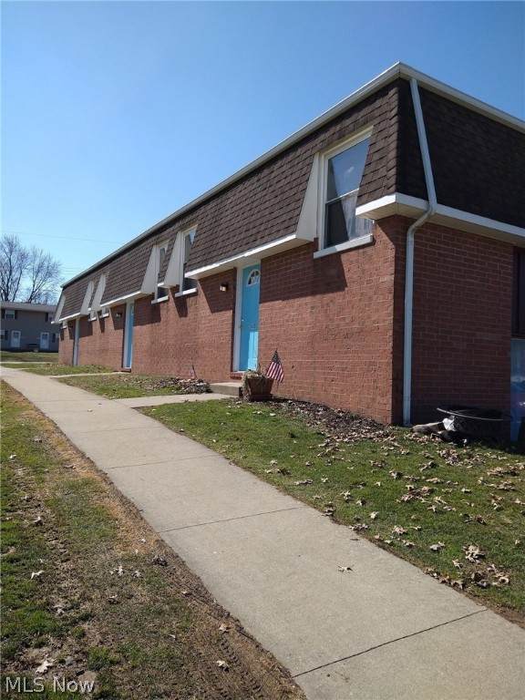 303 Beechwood Street - Photo 1