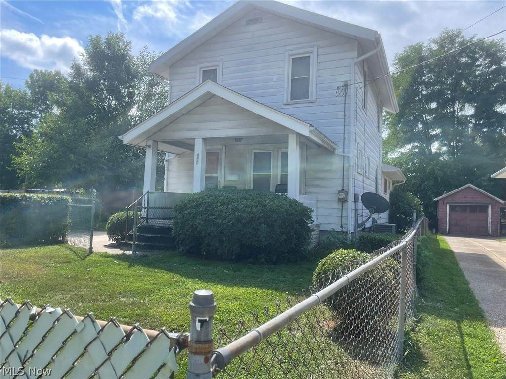 950 Stanwood Avenue - Photo 1