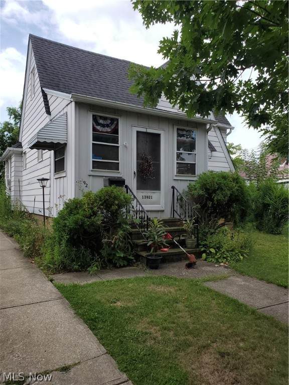 13921 Courtland Avenue - Photo 1