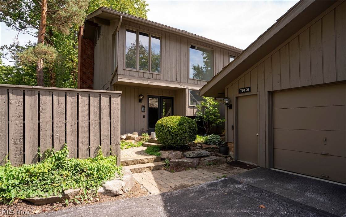 730 Windward Drive - Photo 1