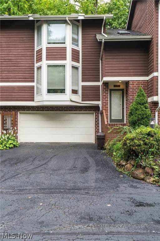 6737 Old Royalton Road - Photo 1