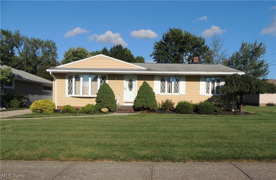 7509 Malibu Drive - Photo 1