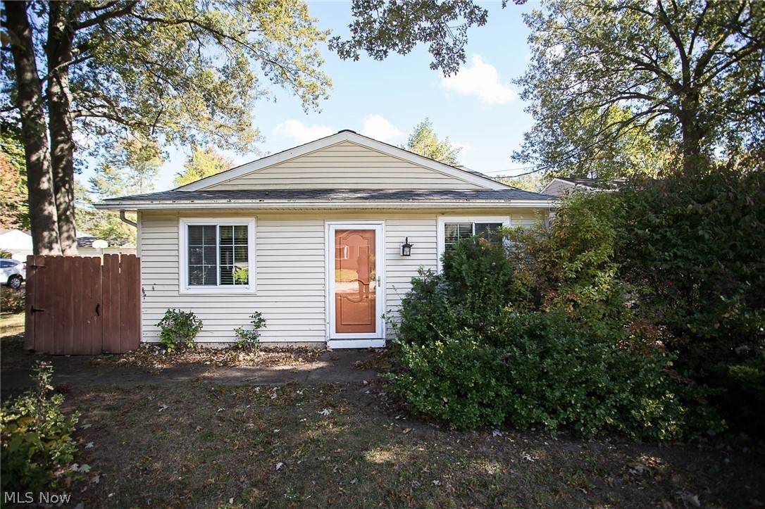 5401 Main Avenue - Photo 1