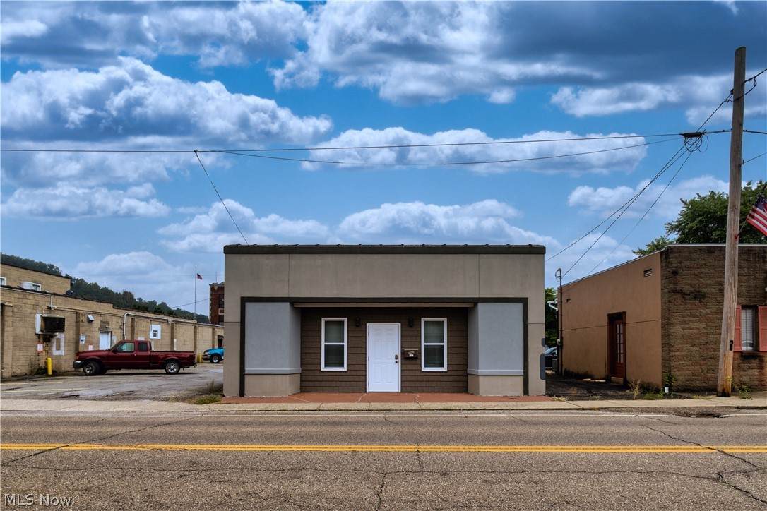 128 3rd Street - Photo 1