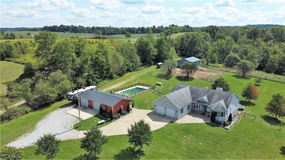 14704 Township Road 467 - Photo 1