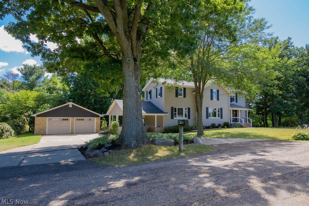 1954 Lovers Lane - Photo 1