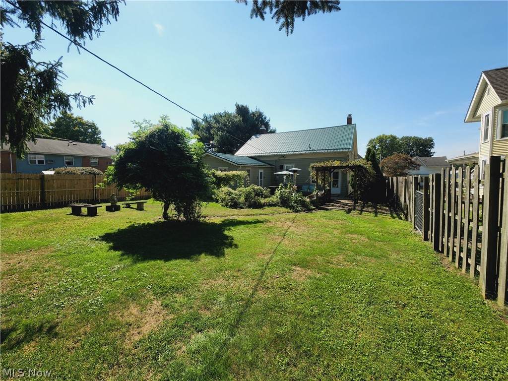 324 4th Street - Photo 1