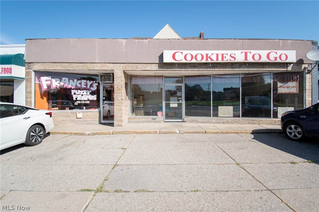 604-606 Robbins Ave - Photo 1