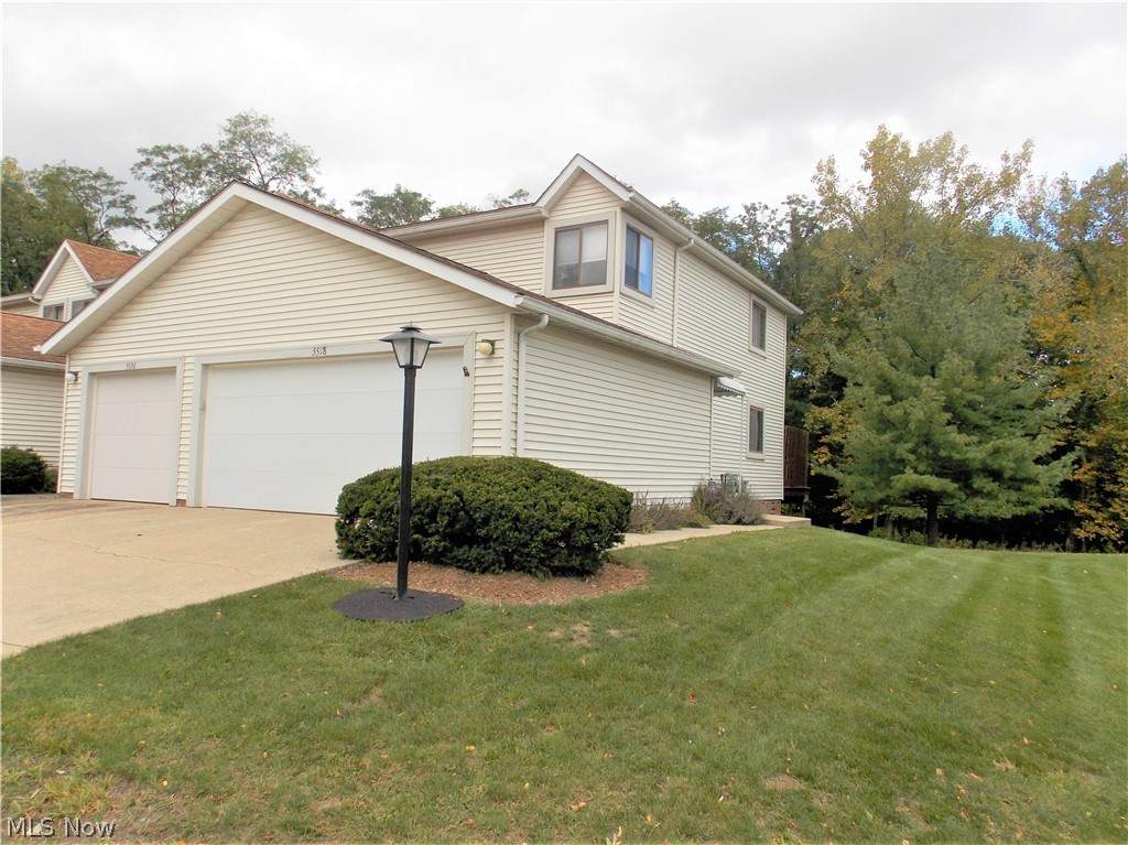 5518 Summit Oval - Photo 1