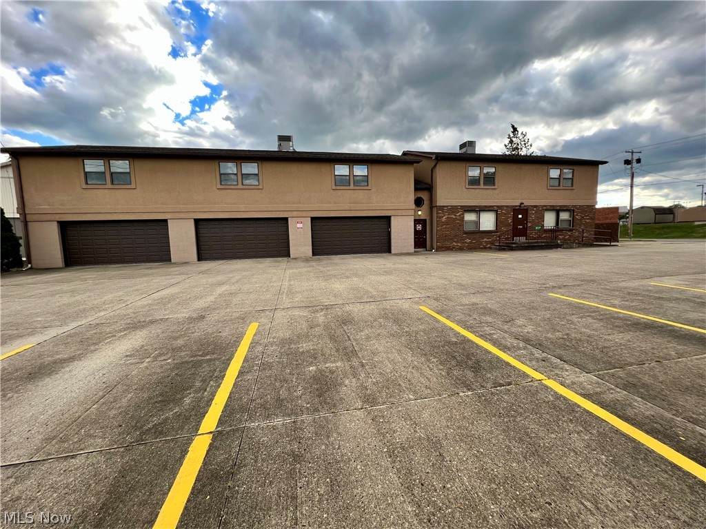 201 8th Street - Photo 1