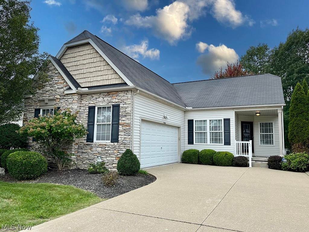 5384 Treetop - Photo 1