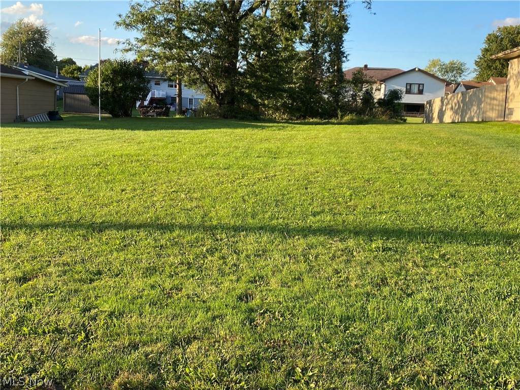 600 Porter Avenue - Photo 1