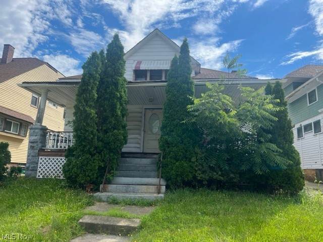 541 112th Street - Photo 1