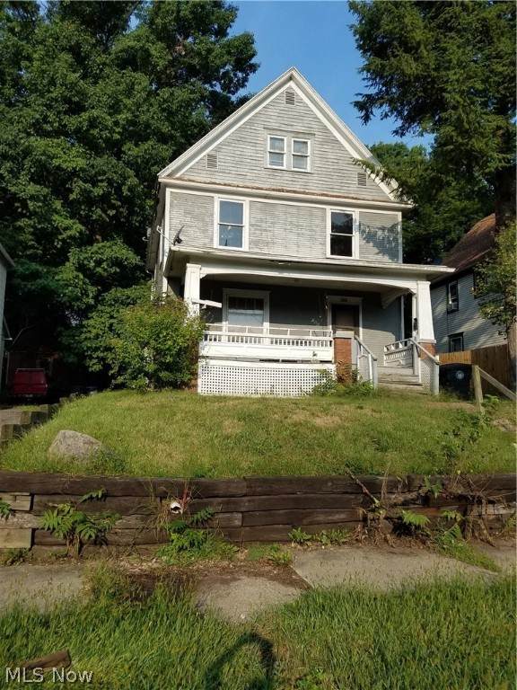 150 Rhodes Avenue - Photo 1
