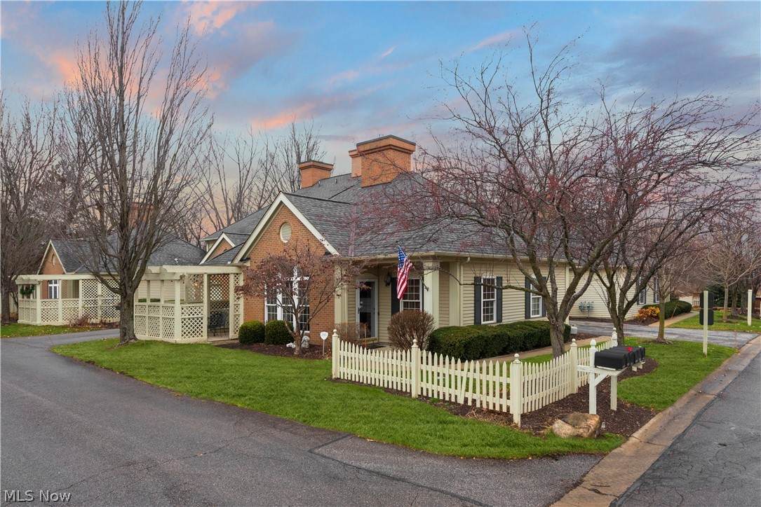 3054 Village Green Drive - Photo 1