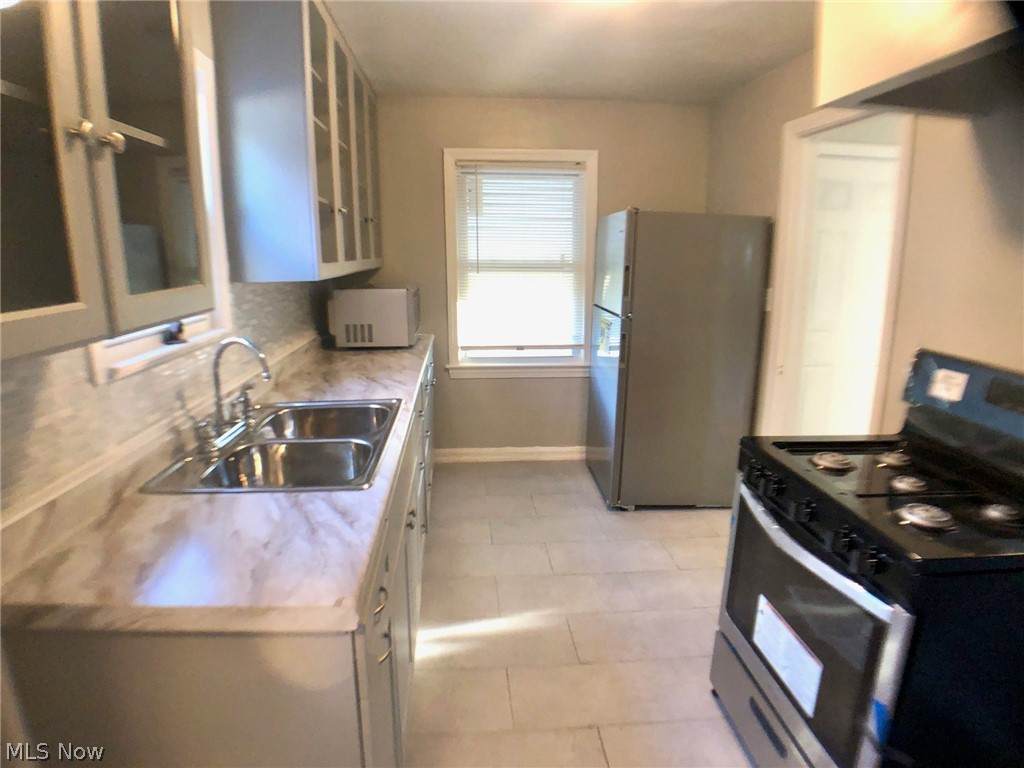 16301 Glendale Avenue - Photo 1