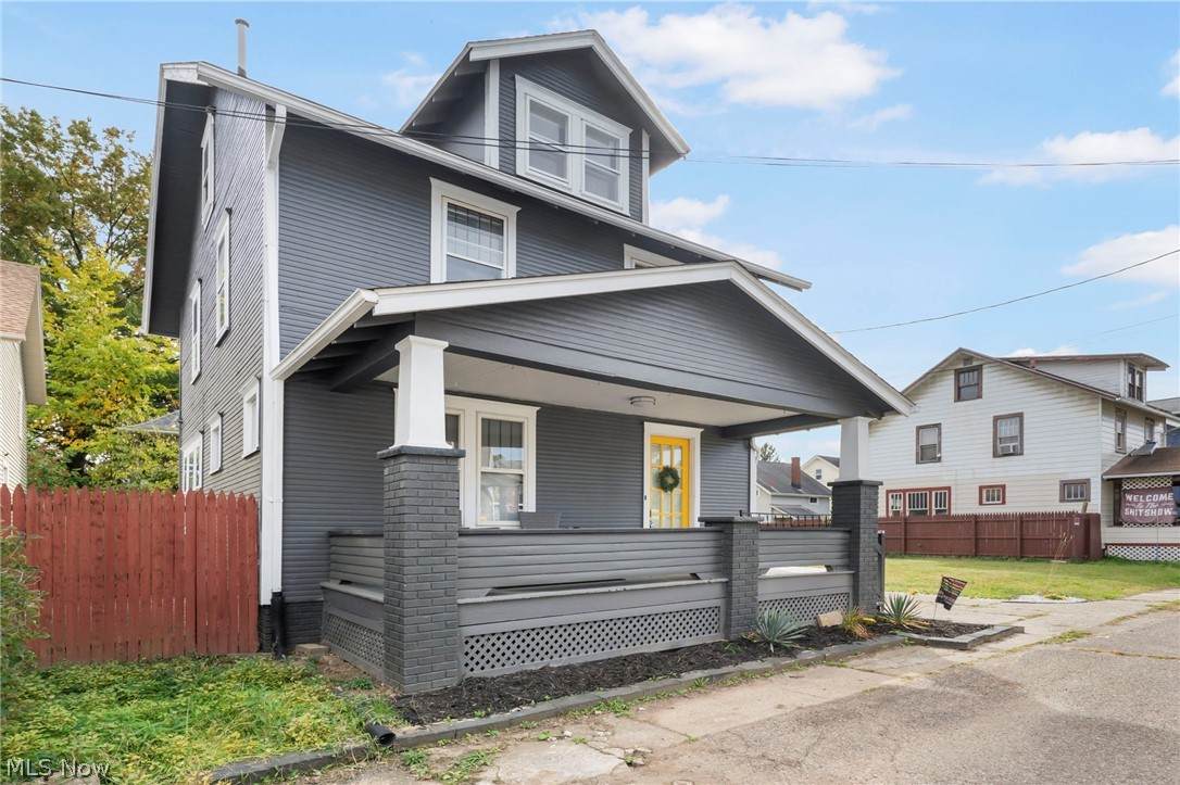 1204 Oby Place - Photo 1