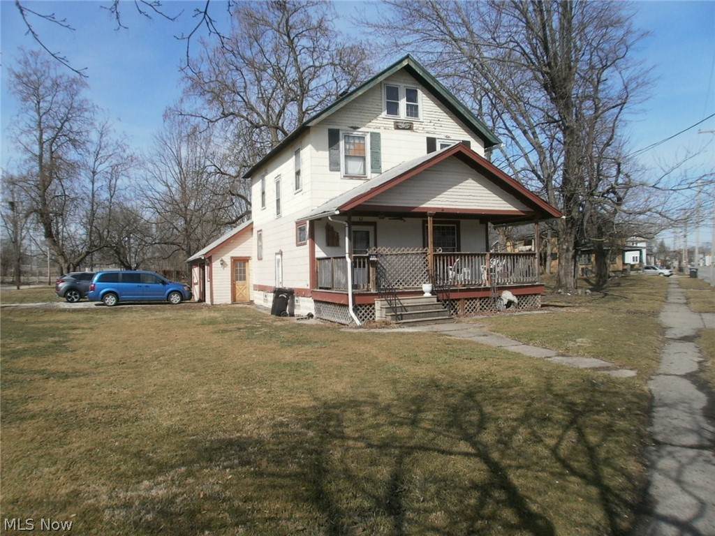 502 Lake Avenue - Photo 1
