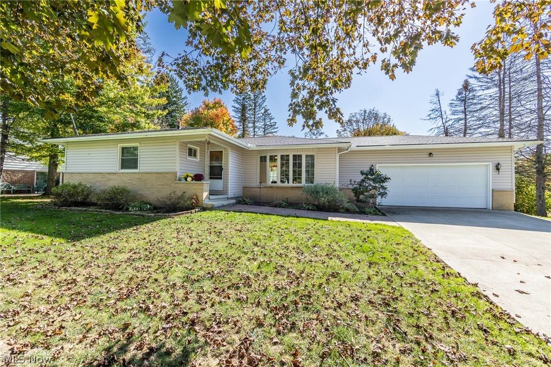 400 Vernon Lane - Photo 1