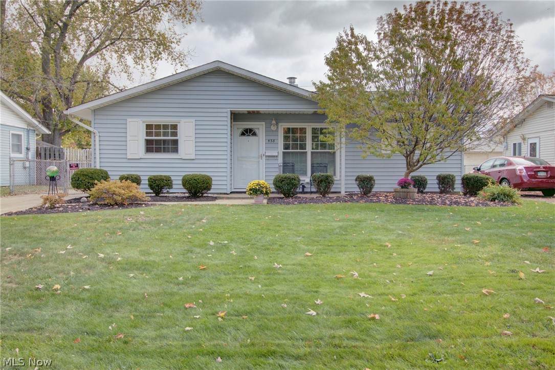 438 Pecan Drive - Photo 1