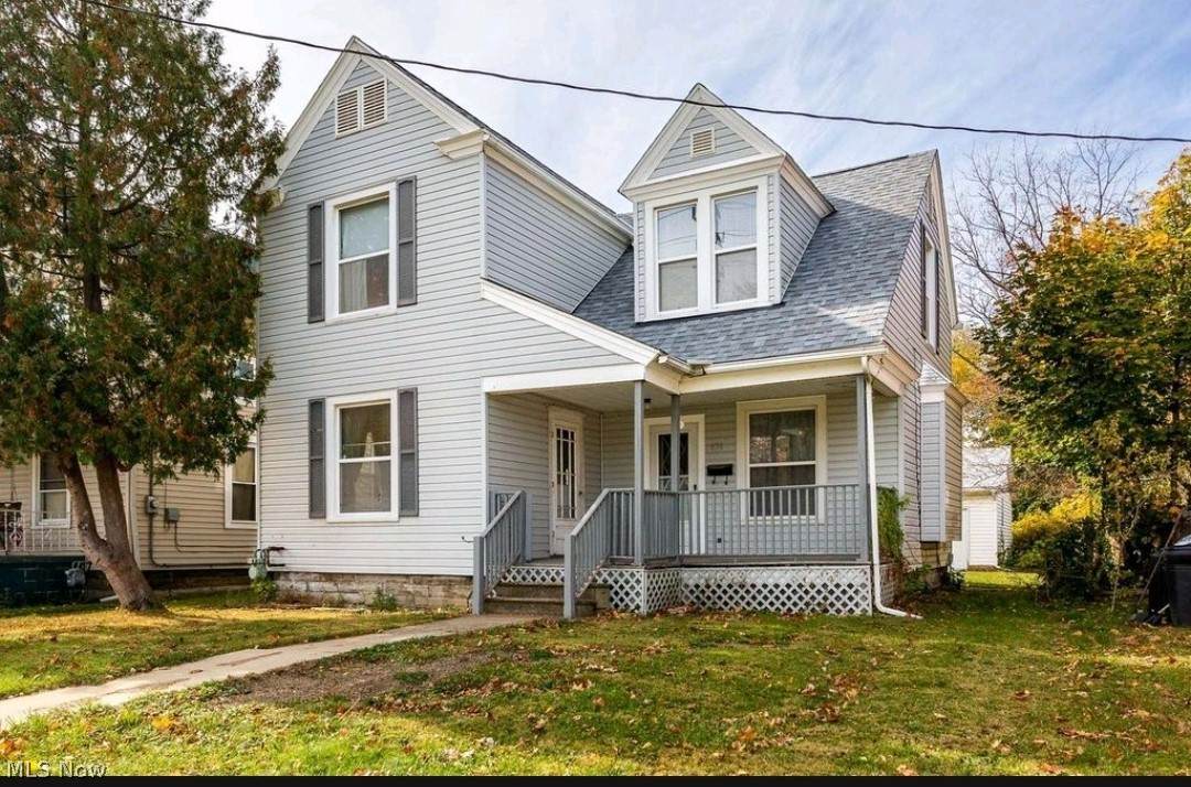 636 Oberlin Avenue - Photo 1