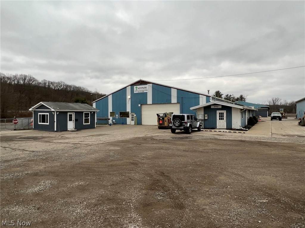 1490 Truss Road - Photo 1