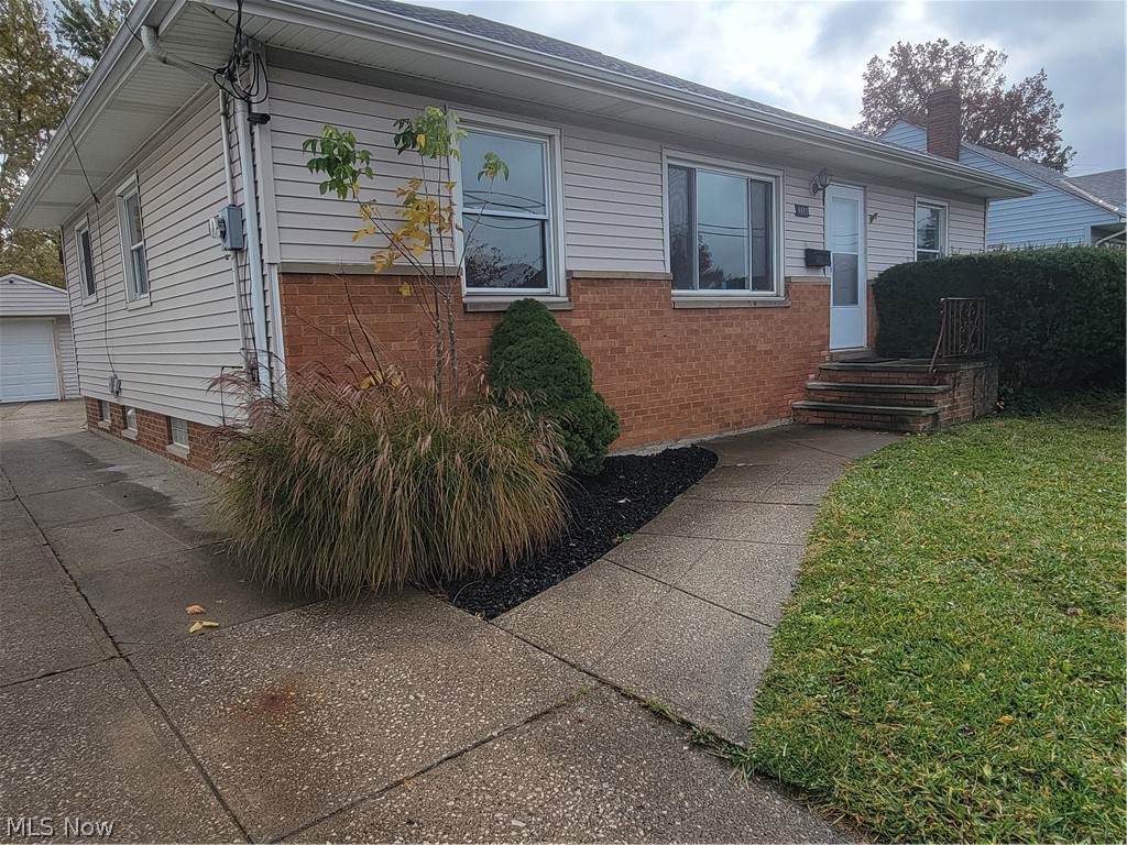 4695 152 Street - Photo 1